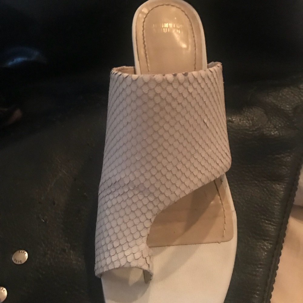 Sandals - Picture 4 of 4